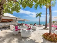 Beluga Boutique Hotel Hotels near Buffalo Fighting