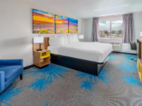 Days Inn by Wyndham Los Lunas Hotels in Valencia County