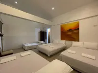 Akkaw Baler Hometel - Parkplatz