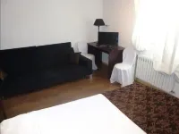 Baltika Hotel - ที่มีบาร์