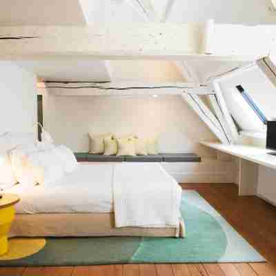 Hotel des Galeries Rooms