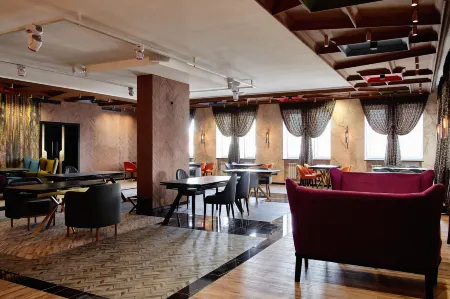 Rubiton (Рубитон) Отели рядом с достопримечательностью «Памятник Алексию II»