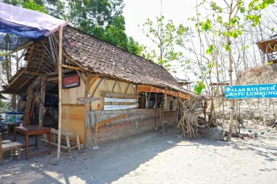 NewAlasKuliner & HomestayWatulumbung Hotels near Laguna View Muara Opak(꧋ꦭꦒꦸꦤꦮ꦳ꦶꦪꦺꦮ꧀ꦩꦸꦮꦫꦎꦥꦏ꧀)