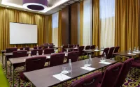 Cort Inn Kazan Kreml Hotel - parking