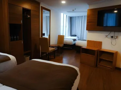 Nour Althuria Hotel - Elaf Almaqam Hotel di 