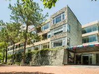 Cedarwood Villa Hotele w: Miaoli