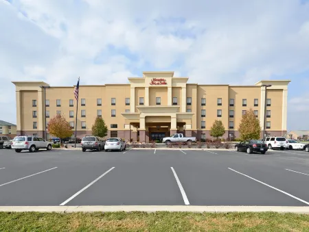 Hampton Inn & Suites Muncie