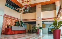 Aya Hotel & Residences