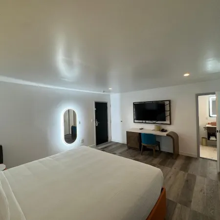 Hotel Rudra - Hollywood Отели рядом с достопримечательностью «Перекресток Голливуд и Вайн»