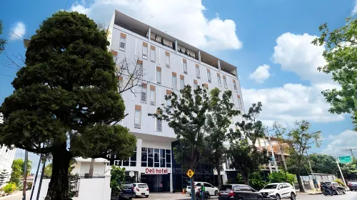 Deli Hotel Hotels in Medan Baru
