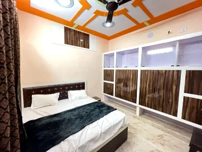 The Orchid Villa Homestay Hotels near Itmad-ud-Daula