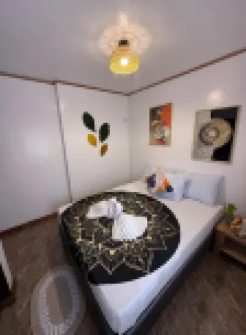 Zhaya's Beach Cabin