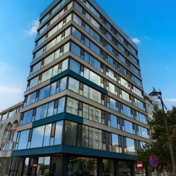 Maritimo Luxury ApartHotel