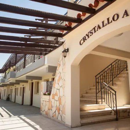 Crystallo Apartments