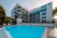 SeeSea Hotel - Beach