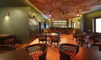 Vythiri Village - bar