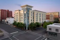 Courtyard Wilmington Downtown/Historic District - parking