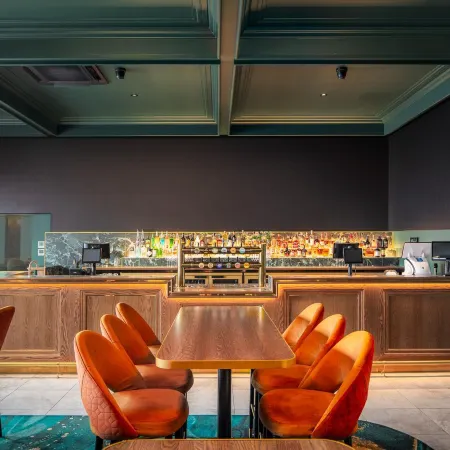 The Queens Gladstone