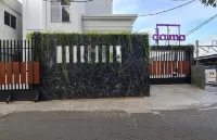Daima Syariah Mansion Tebet Hotels near Cawang