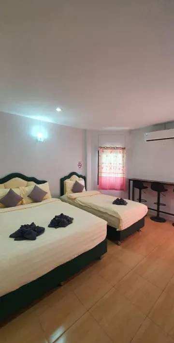 ห้องคลาสสิคสำหรับสามท่าน