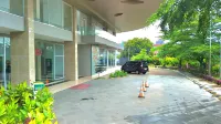 Escotel Amazana - parking