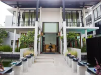Nai Ya Hotel Hotels near Green Building