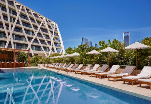 디 아부다비 에디션 야외 수영장