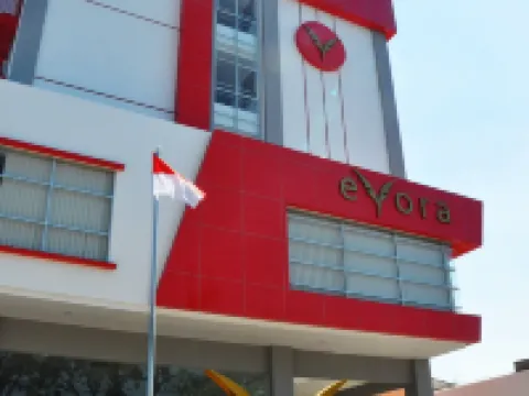 Evora Hotel Gubeng otelleri