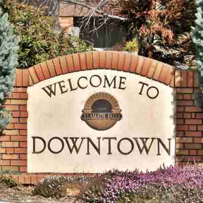 Travelodge by Wyndham Klamath Falls Hotel Exterior