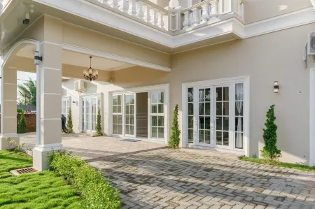 Green Forest Hotel Отели в г. Serdang Bedagai Regency