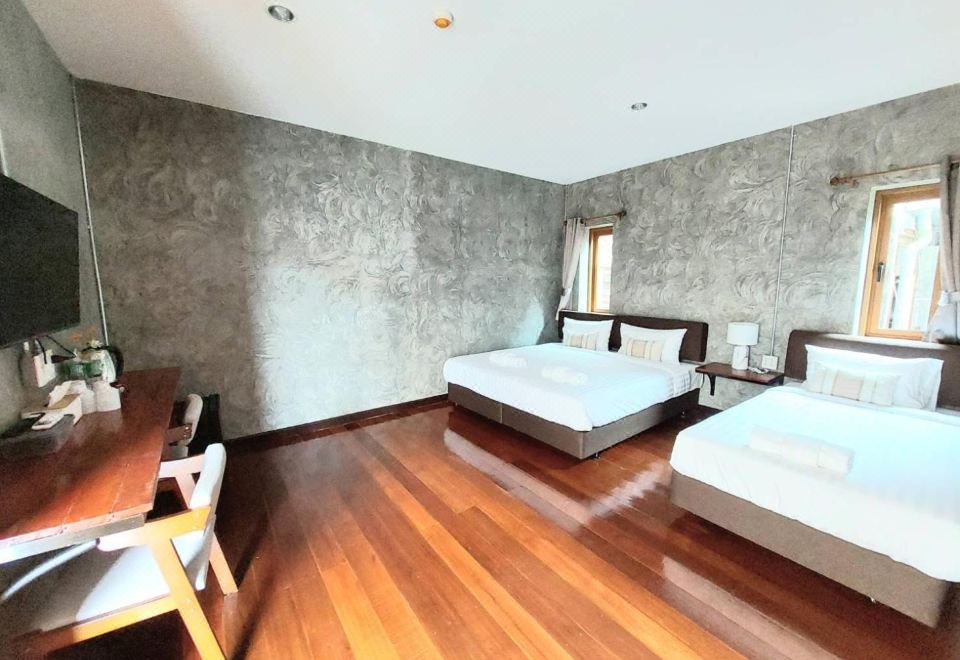 크룽스리 리버 호텔 수영장