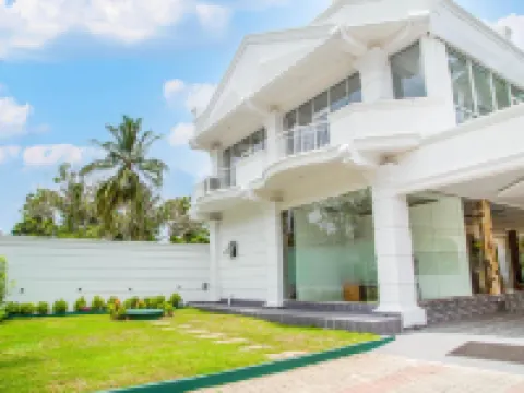 Hotel Remaco Hotels in Gampaha