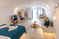 Sunborn Oia Suites - 3-نجوم