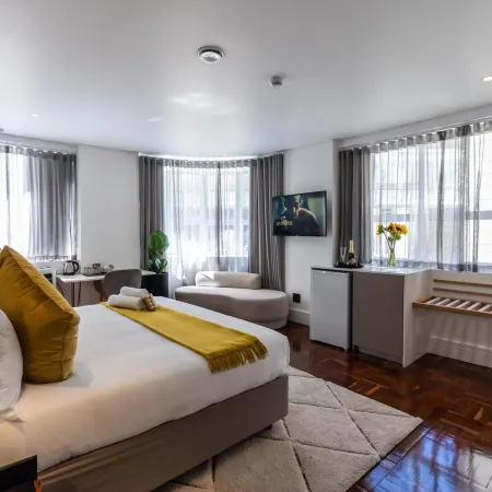 Cape Diamond Boutique Hotel