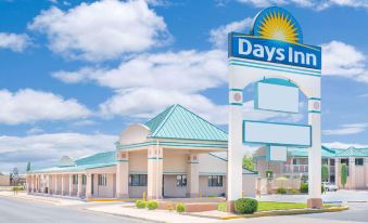 Days Inn by Wyndham Roswell