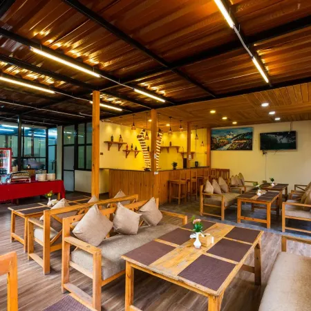 Hotel Harmony Bistro