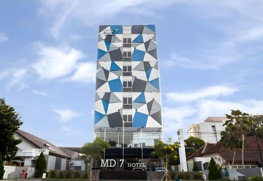 MD 7 Hotel Cirebon - Housity