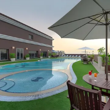 Ascot Hotel Отели рядом с достопримечательностью «Рынок Мина-базар»