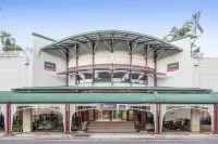 Mid City Luxury Suites Hotels in Woree
