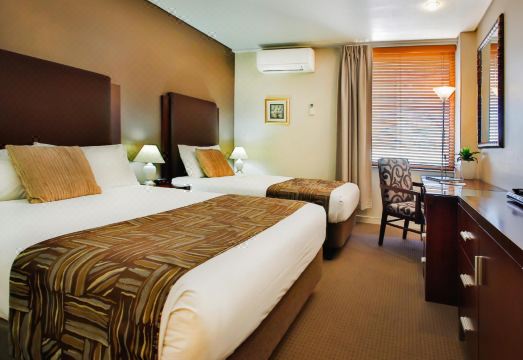 매디슨 플라자 타운스빌