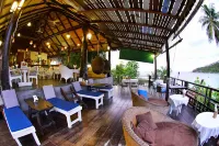 Cookies Salad Resort