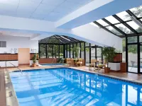 Radisson Hotel Detroit Metro Airport - Family
