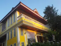 Baan Bussaba Hotel - Homestays