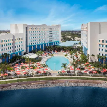 Universal’s Endless Summer Resort – Surfside Inn and Suites