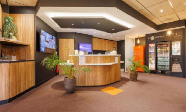 Campanile NATURE - Clermont Ferrand Nord Riom