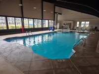 Dutch Wonderland Inn - Swimmingpools