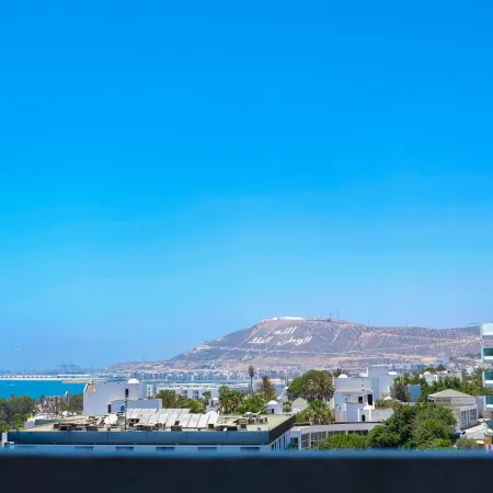 HAMILTON Agadir