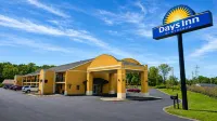 Days Inn by Wyndham Scottsboro Al - Family