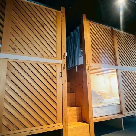 SINGAI CABIN