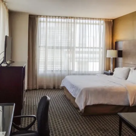 Holiday Inn MEXICO SANTA FE by IHG Отели рядом с достопримечательностью «Санта-Фе»